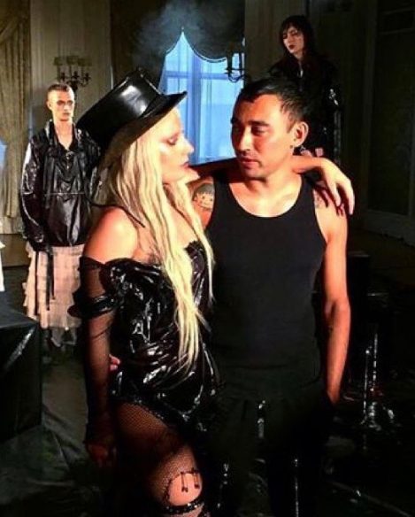 Singer-songwriter Lady Gaga wears a Black Lost Art Leather Top Hat made by Jordan Betten circa 2015